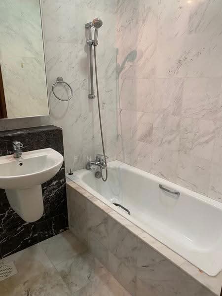 Mandale Heights, 45 Mandalay Road, Newton / Novena, 2 Bedrooms, 764 sqft, Apartment For Rent, by Jennifer Goh, 500249013 - Bathroom - PropertyGuru.com.sg
