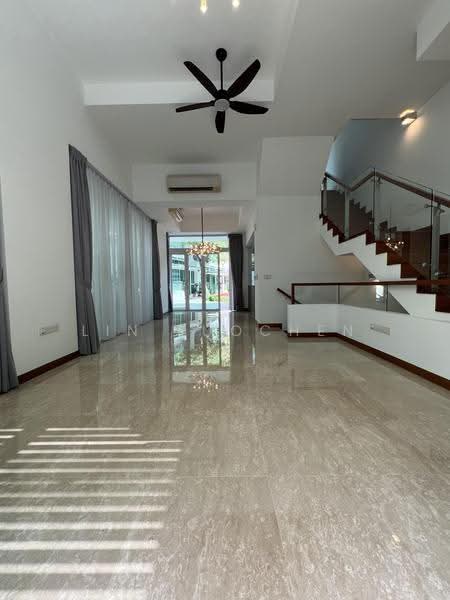Cabana, 145A Sunrise Terrace, Seletar / Yio Chu Kang, 4 Bedrooms, 3,068 sqft, Cluster House For Sale, by Lin LuoChen, 500249030 - Living Room - PropertyGuru.com.sg