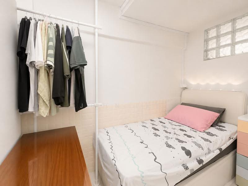 159 Tampines Street 12, 159 Tampines Street 12, Pasir Ris / Tampines, 5 Bedrooms, 980 sqft, HDB Flat For Sale, by John Lee, 500249032 - Bedroom - PropertyGuru.com.sg