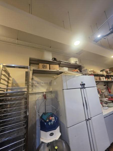 6% Rental Return Fully Equipped Central Kitchen For Sale, Irving Place, Eunos / Geylang / Paya Lebar, 432 sqft, Other Retail For Sale, by Jodia Tay, 500249046 - CommercialGuru.com.sg
