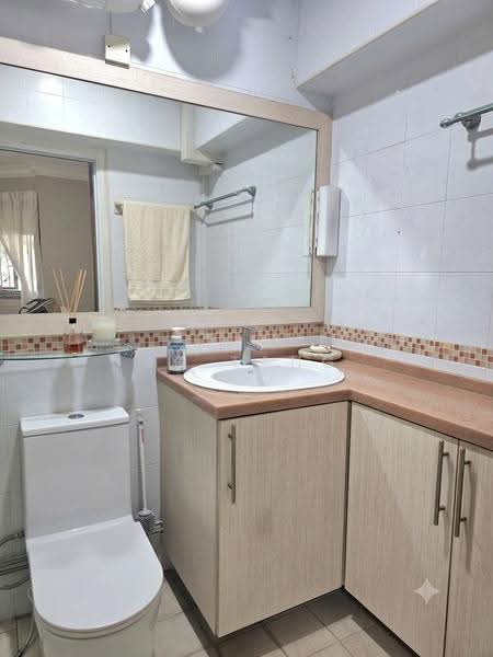 316A Ang Mo Kio Street 31, 316A Ang Mo Kio Street 31, Ang Mo Kio / Bishan / Thomson, 3 Bedrooms, 1,184 sqft, HDB Flat For Sale, by Jo Tang, 500249050 - Bathroom - PropertyGuru.com.sg