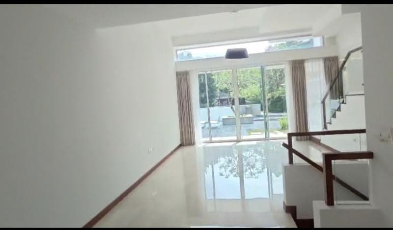 Cabana, 145A Sunrise Terrace, Seletar / Yio Chu Kang, 4 Bedrooms, 2,991 sqft, Cluster House For Sale, by Ray Lim, 500249051 - Living Room - PropertyGuru.com.sg