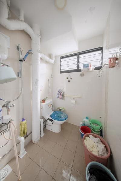 158 Tampines Street 12, 158 Tampines Street 12, Pasir Ris / Tampines, 3 Bedrooms, 980 sqft, HDB Flat For Sale, by Michael Ooi, 500249053 - Bathroom - PropertyGuru.com.sg
