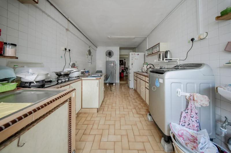158 Tampines Street 12, 158 Tampines Street 12, Pasir Ris / Tampines, 3 Bedrooms, 980 sqft, HDB Flat For Sale, by Michael Ooi, 500249053 - Kitchen - PropertyGuru.com.sg