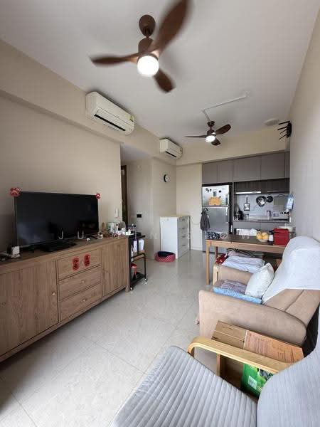 Verdale, 12 De Souza Avenue, Clementi Park / Upper Bukit Timah, 2 Bedrooms, 732 sqft, Condominium For Sale, by Justin Siow, 500249066 - Living Room - PropertyGuru.com.sg