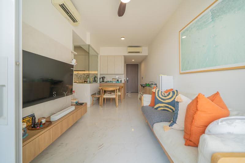 Queens Peak, 1 Dundee Road, Alexandra / Commonwealth, 3 Bedrooms, 840 sqft, Condominium For Sale, by Sylvester Bai, 500249070 - Living Room - PropertyGuru.com.sg