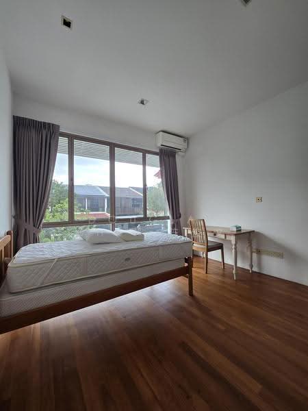 Woo Mon Chew Road, Woo Mon Chew Road, East Coast / Marine Parade, 3 Bedrooms, 2,350 sqft, Terraced House For Rent, by Douglas Chen 陈俊文, 500249080 - Bedroom - PropertyGuru.com.sg