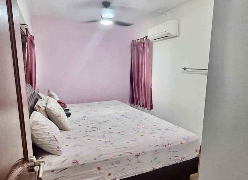661C Jurong West Street 64, 661C Jurong West Street 64, Boon Lay / Jurong / Tuas, 3 Bedrooms, 1,184 sqft, HDB Flat For Sale, by Jay Kumar, 500249084 - Bedroom - PropertyGuru.com.sg