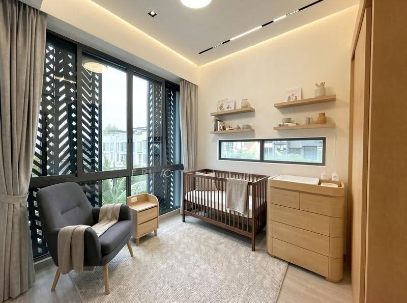 Alana, Sunrise Terrace, Seletar / Yio Chu Kang, 4 Bedrooms, 3,122 sqft, Terraced House For Sale, by Ray Lim, 500249085 - Bedroom - PropertyGuru.com.sg