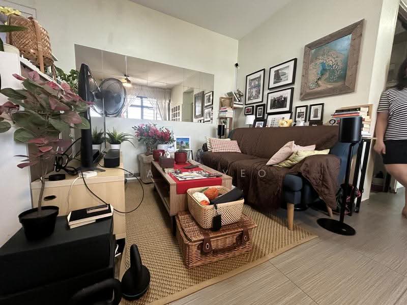 90 Tanglin Halt Road, 90 Tanglin Halt Road, Alexandra / Commonwealth, 3 Bedrooms, 969 sqft, HDB Flat For Rent, by Dawn Yeo, 500249100 - Living Room - PropertyGuru.com.sg