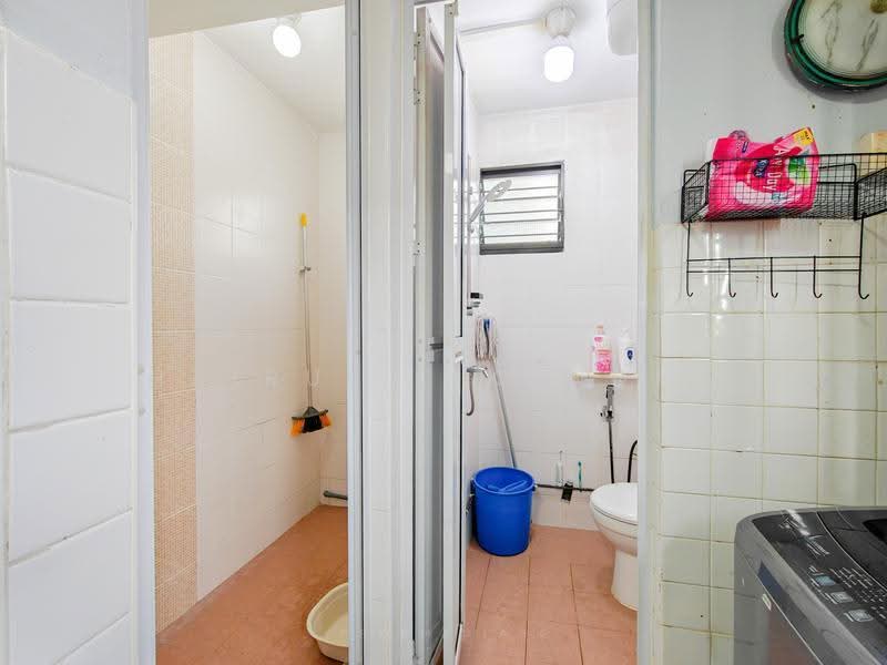 108 Serangoon North Avenue 1, 108 Serangoon North Avenue 1, Hougang / Punggol / Sengkang, 2 Bedrooms, 646 sqft, HDB Flat For Sale, by Hairul Iskander, 500249118 - PropertyGuru.com.sg