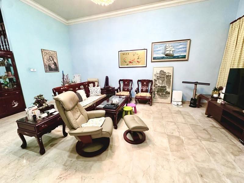 Seletar Hills Estate, Seletar Hills Drive, Seletar / Yio Chu Kang, 8 Bedrooms, 4,112 sqft, Semi-Detached House For Sale, by Lesnar Hong, 500249120 - Living Room - PropertyGuru.com.sg