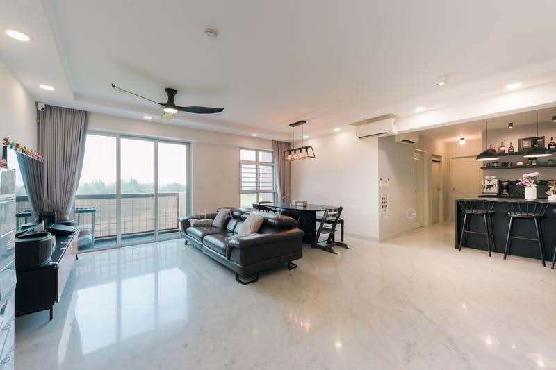 228B Punggol Field, 228B Punggol Field, Hougang / Punggol / Sengkang, 3 Bedrooms, 1,249 sqft, HDB Flat For Sale, by Zachary Wong, 500249135 - Living Room - PropertyGuru.com.sg