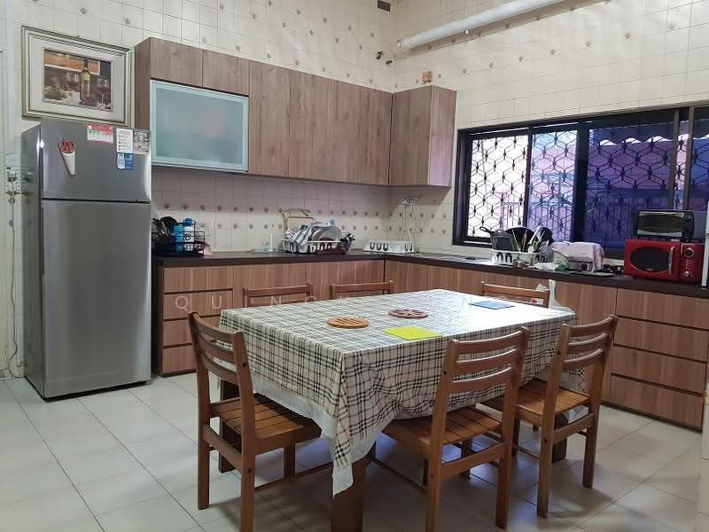16B Sallim Road, Sallim Road, Eunos / Geylang / Paya Lebar, Room Rental, 300 sqft, Corner Terrace For Rent, by Quincy Sung, 500249137 - Kitchen - PropertyGuru.com.sg