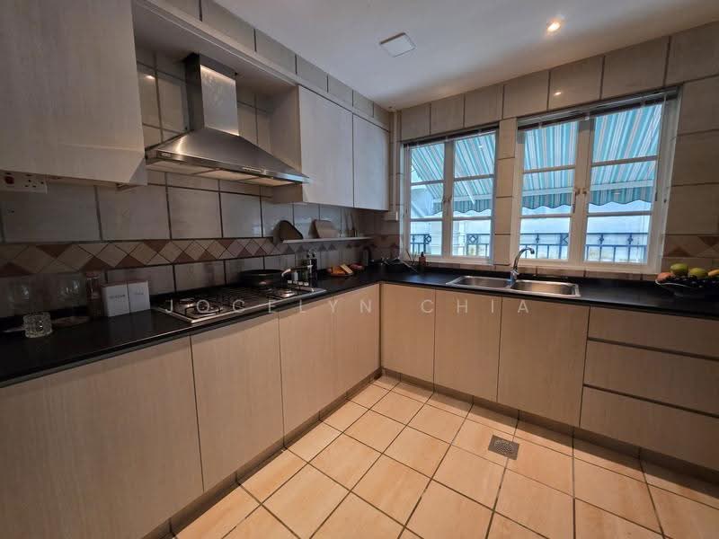 Gentle Villas, Gentle Drive, Newton / Novena, 5 Bedrooms, 2,900 sqft, Detached House For Sale, by Jocelyn Chia, 500249145 - PropertyGuru.com.sg