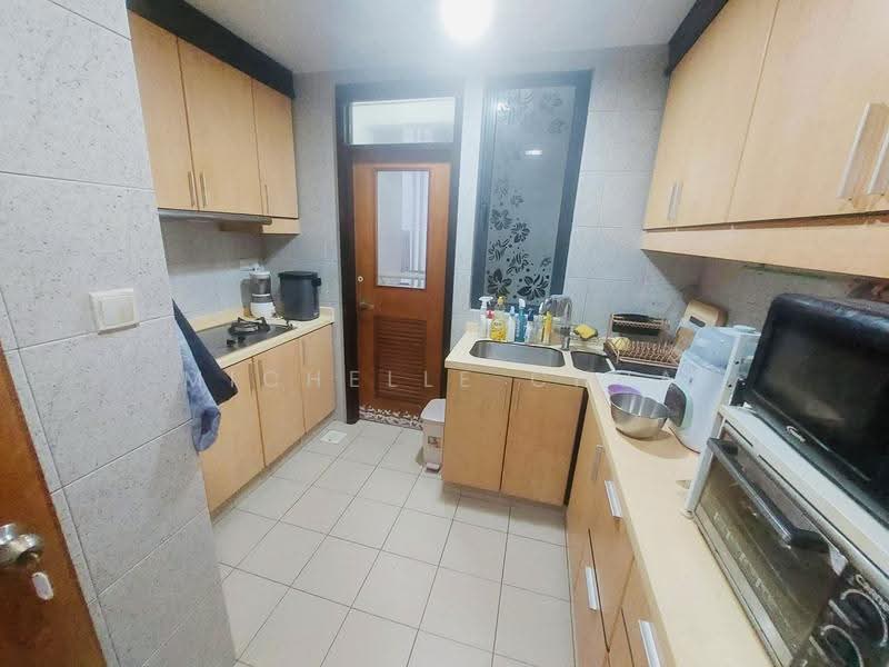 Regent Heights, 52 Bukit Batok East Avenue 5, Dairy Farm / Bukit Panjang / Choa Chu Kang, 2 Bedrooms, 1,023 sqft, Condominium For Rent, by Michelle Chua, 500249155 - Kitchen - PropertyGuru.com.sg