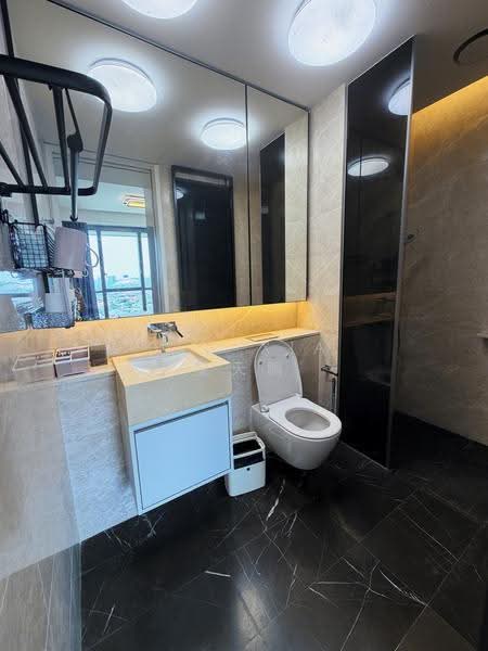 Amber Park, 14 Amber Gardens, East Coast / Marine Parade, 4 Bedrooms, 1,302 sqft, Condominium For Rent, by Ben XIA 夏天鹏, 500249157 - Bathroom - PropertyGuru.com.sg