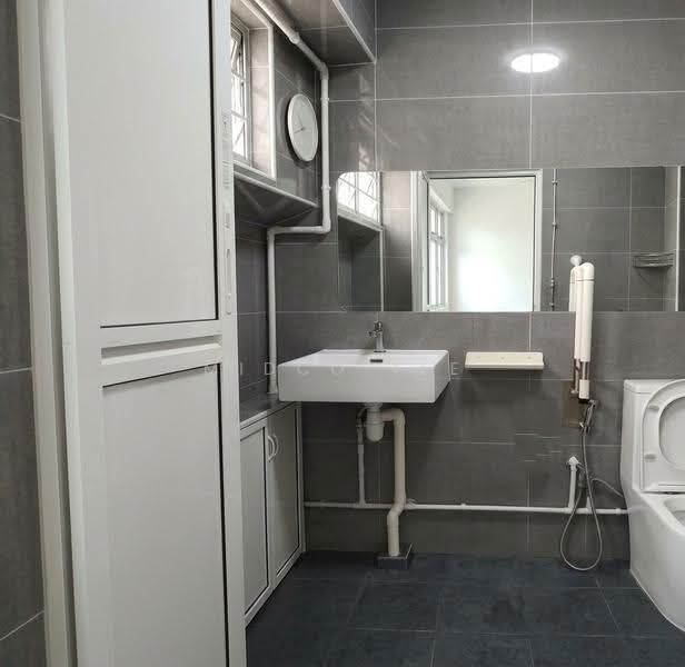 Hougang Avenue 5, 363 Hougang Avenue 5, Room Rental, 140 sqft, HDB Flat For Rent, by Midco Tee, 500249159 - Bathroom - PropertyGuru.com.sg