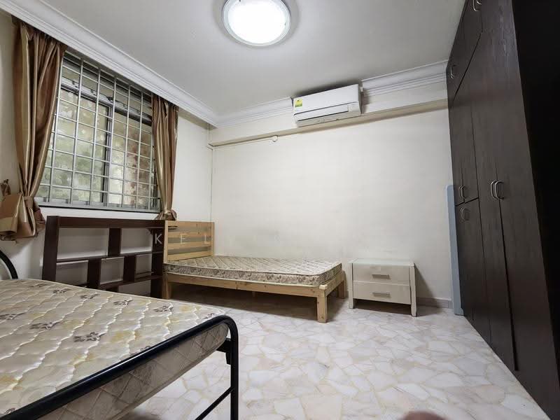 61 Lorong 5 Toa Payoh, 61 Lorong 5 Toa Payoh, Balestier / Toa Payoh, Room Rental, 220 sqft, HDB Flat For Rent, by Kelvin Ong, 500249160 - Bedroom - PropertyGuru.com.sg