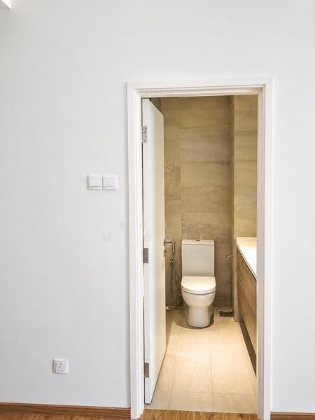 The Oxley, 9 Oxley Rise, Orchard / River Valley, 1 Bedroom, 549 sqft, Apartment For Sale, by Khoo Maggie, 500249164 - Bathroom - PropertyGuru.com.sg