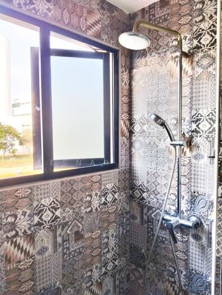 The Springfield, Chempaka Kuning Link, Bedok / Upper East Coast, 4 Bedrooms, 2,370 sqft, Terraced House For Sale, by Lesnar Hong, 500249171 - Bathroom - PropertyGuru.com.sg