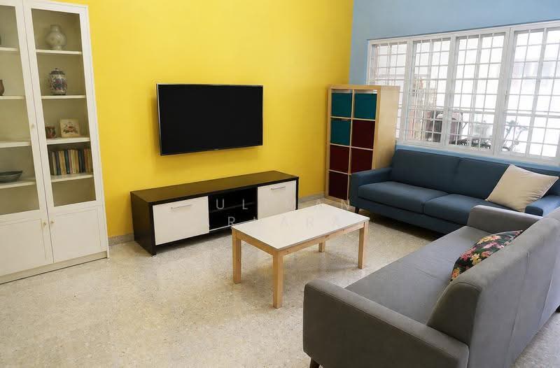 Landed @ Kee Sun Ave, 5 min Siglap MRT, Kee Sun Ave, East Coast / Marine Parade, 3 Bedrooms, 2,000 sqft, Terraced House For Sale, by Suliman Harharah, 500249195 - Living Room - PropertyGuru.com.sg