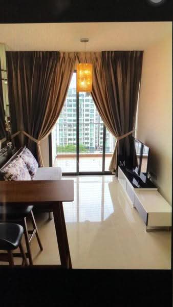 La Fiesta, 58 Sengkang Square, Hougang / Punggol / Sengkang, 1 Bedroom, 452 sqft, Condominium For Rent, by Joey Lim, 500249199 - Living Room - PropertyGuru.com.sg