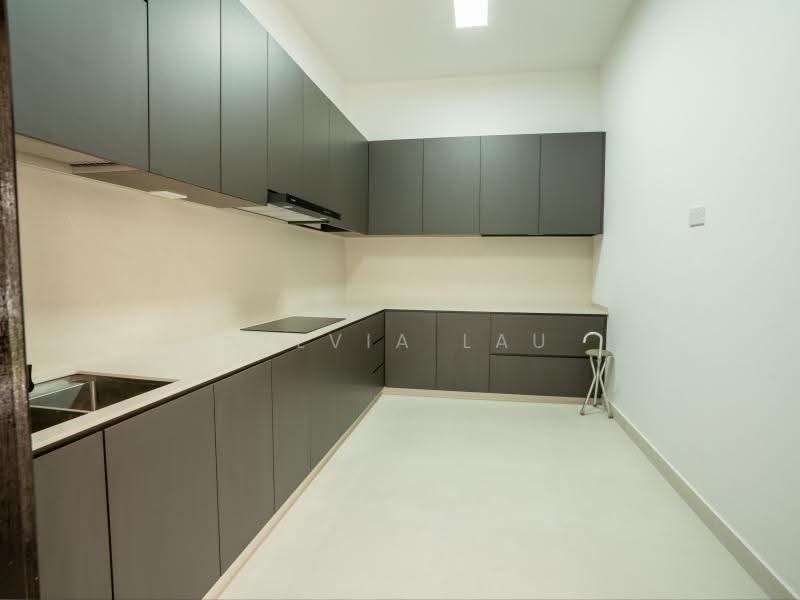 D16 Minaret Walk, Minaret Walk, Bedok / Upper East Coast, 5 Bedrooms, 3,200 sqft, Terraced House For Sale, by Sylvia Lau, 500249201 - Kitchen - PropertyGuru.com.sg