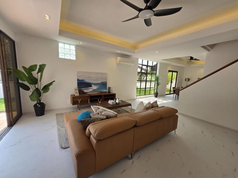 D16 Minaret Walk, Minaret Walk, Bedok / Upper East Coast, 5 Bedrooms, 3,200 sqft, Terraced House For Sale, by Sylvia Lau, 500249201 - Living Room - PropertyGuru.com.sg