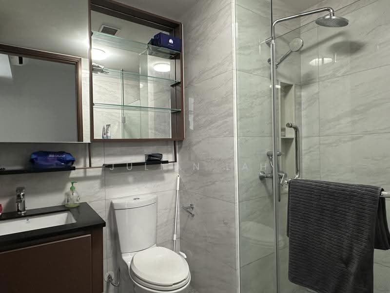 Normanton Park, 53 Normanton Park, Buona Vista / West Coast / Clementi New Town, 1 Bedroom, 581 sqft, Condominium For Rent, by Julian Lah, 500249208 - Bathroom - PropertyGuru.com.sg