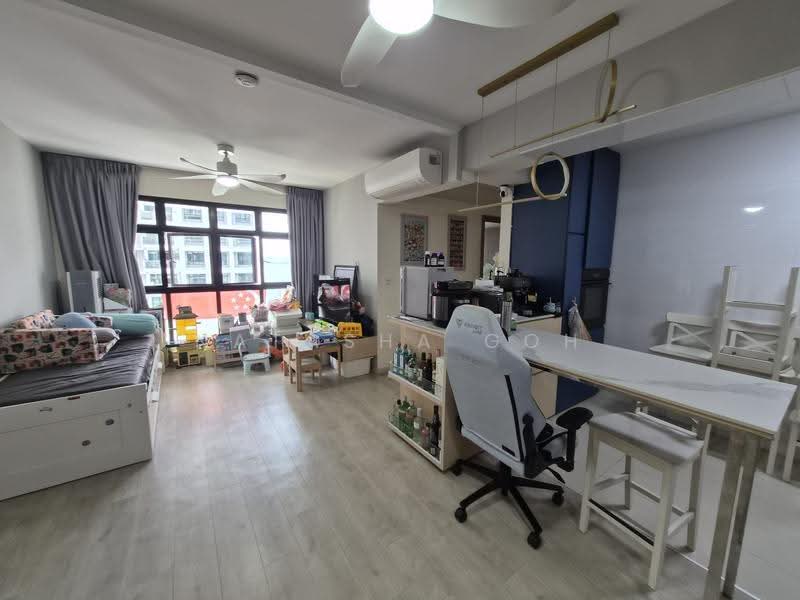 419D Northshore Drive, 419D Northshore Drive, Hougang / Punggol / Sengkang, 3 Bedrooms, 1,011 sqft, HDB Flat For Sale, by Natasha Goh, 500249226 - Living Room - PropertyGuru.com.sg