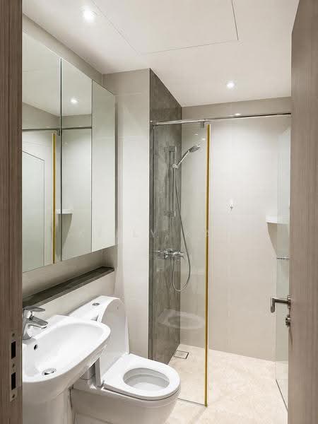 Flamingo Valley, 476 Siglap Road, East Coast / Marine Parade, 3 Bedrooms, 958 sqft, Condominium For Rent, by Kelly Kay, 500249229 - Common Bathroom - PropertyGuru.com.sg