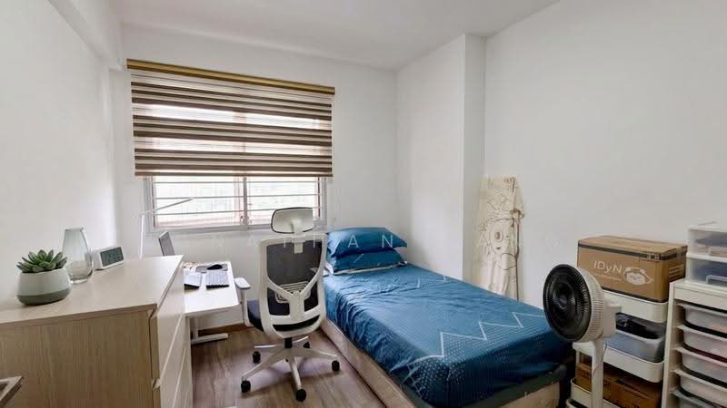 815B Choa Chu Kang Avenue 7, 815B Choa Chu Kang Avenue 7, Dairy Farm / Bukit Panjang / Choa Chu Kang, 3 Bedrooms, 1,001 sqft, HDB Flat For Sale, by Jonathan Kang, 500249241 - Bedroom - PropertyGuru.com.sg