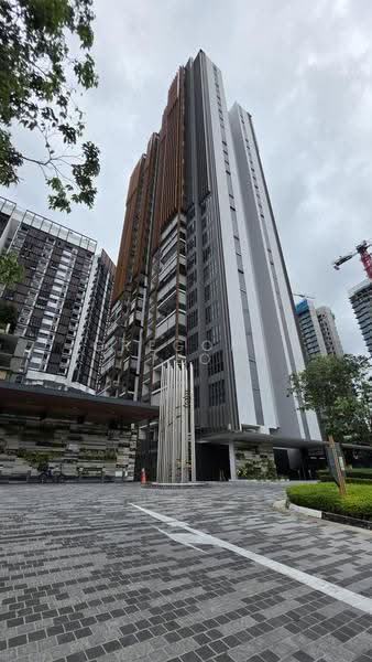 Midwood, 8 Hillview Rise, Dairy Farm / Bukit Panjang / Choa Chu Kang, 2 Bedrooms, 700 sqft, Condominium For Rent, by Gregory Teo, 500249242 - Exterior - PropertyGuru.com.sg