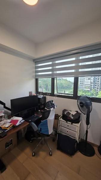 Midwood, 8 Hillview Rise, Dairy Farm / Bukit Panjang / Choa Chu Kang, 2 Bedrooms, 700 sqft, Condominium For Rent, by Gregory Teo, 500249242 - Study - PropertyGuru.com.sg