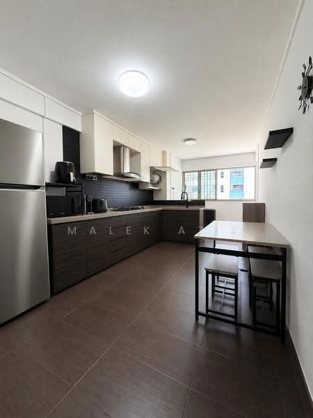 708 Bedok North Road, 708 Bedok North Road, Bedok / Upper East Coast, 3 Bedrooms, 980 sqft, HDB Flat For Sale, by Malek Aziz, 500249244 - Kitchen - PropertyGuru.com.sg