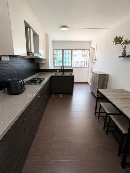 708 Bedok North Road, 708 Bedok North Road, Bedok / Upper East Coast, 3 Bedrooms, 980 sqft, HDB Flat For Sale, by Malek Aziz, 500249244 - Kitchen - PropertyGuru.com.sg