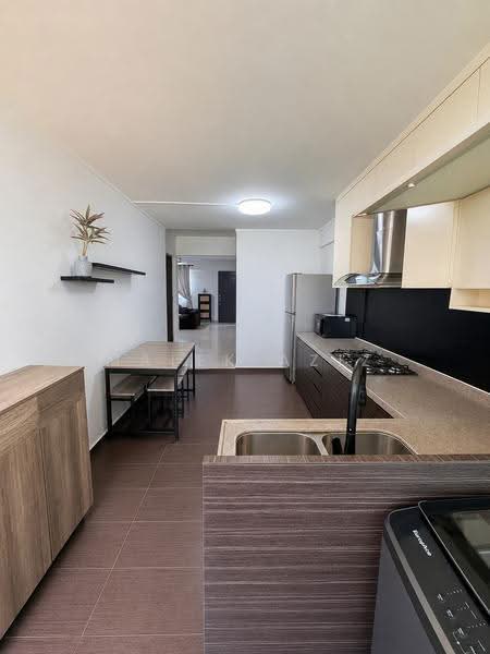 708 Bedok North Road, 708 Bedok North Road, Bedok / Upper East Coast, 3 Bedrooms, 980 sqft, HDB Flat For Sale, by Malek Aziz, 500249244 - Kitchen - PropertyGuru.com.sg