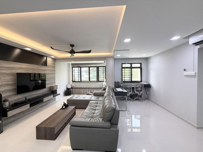 286A Toh Guan Road, 286A Toh Guan Road, Boon Lay / Jurong / Tuas, 3 Bedrooms, 1,324 sqft, HDB Flat For Rent, by Richard Ho, 500249246 - Living Room and Study Area - PropertyGuru.com.sg
