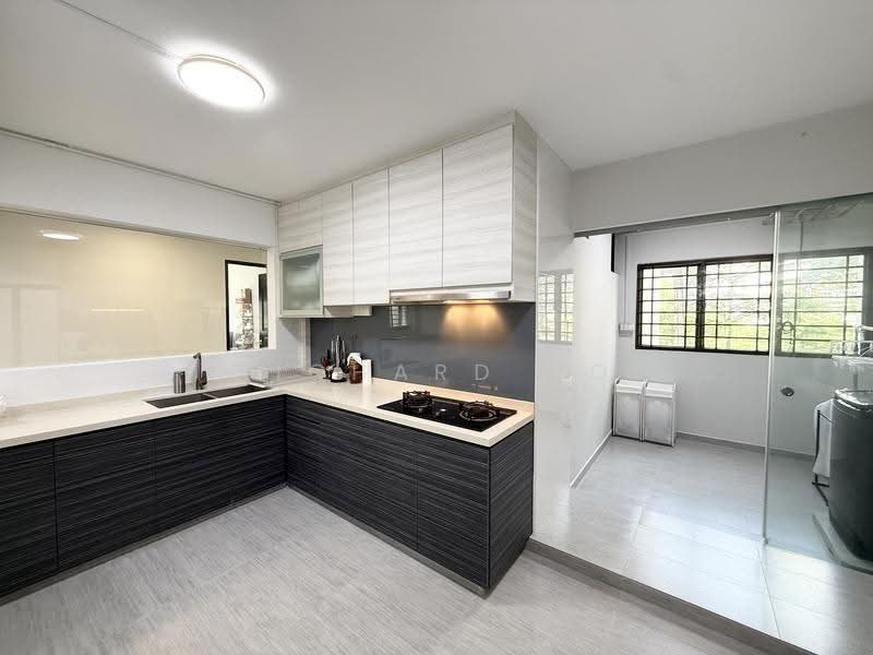 286A Toh Guan Road, 286A Toh Guan Road, Boon Lay / Jurong / Tuas, 3 Bedrooms, 1,324 sqft, HDB Flat For Rent, by Richard Ho, 500249246 - Kitchen - PropertyGuru.com.sg