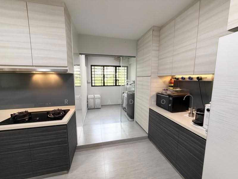 286A Toh Guan Road, 286A Toh Guan Road, Boon Lay / Jurong / Tuas, 3 Bedrooms, 1,324 sqft, HDB Flat For Rent, by Richard Ho, 500249246 - Kitchen - PropertyGuru.com.sg