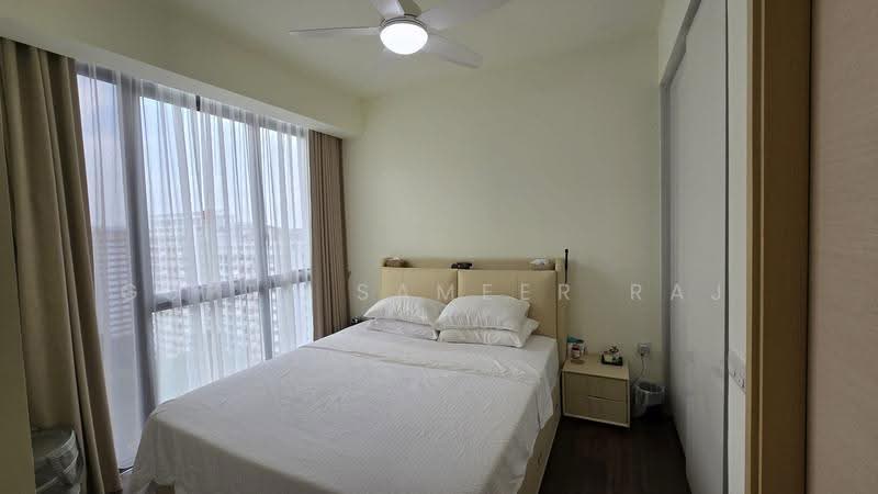 The Luxurie, 21 Compassvale Road, Hougang / Punggol / Sengkang, 2 Bedrooms, 883 sqft, Condominium For Rent, by Gupta Sameer Raj, 500249251 - Bedroom - PropertyGuru.com.sg