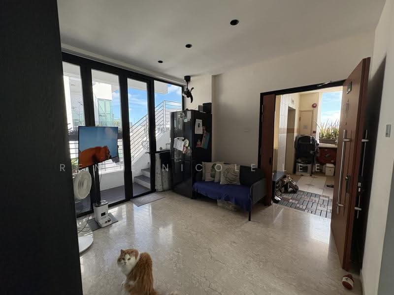 The Sunniflora, 48 Lor G Telok Kurau, East Coast / Marine Parade, 3 Bedrooms, 1,668 sqft, Condominium For Rent, by Renee Nicole Lee, 500249256 - Living Room - PropertyGuru.com.sg