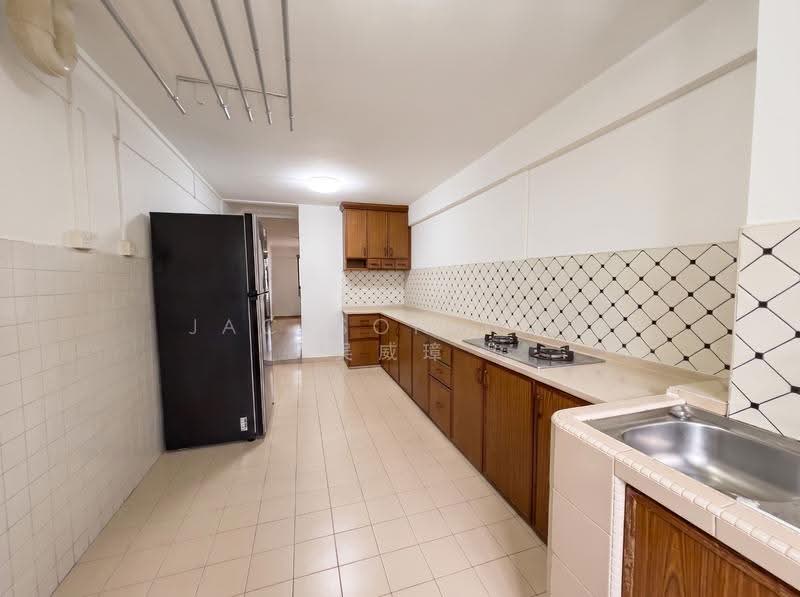 335 Clementi Avenue 2, 335 Clementi Avenue 2, Buona Vista / West Coast / Clementi New Town, 2 Bedrooms, 882 sqft, HDB Flat For Sale, by Jackson Woo 吴威璋, 500249262 - Kitchen - PropertyGuru.com.sg