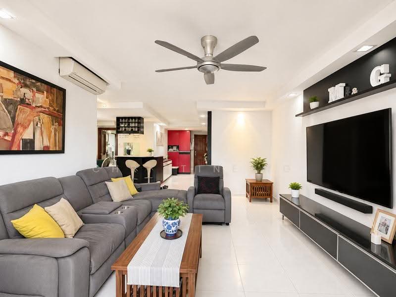 359 Admiralty Drive, 359 Admiralty Drive, Sembawang / Yishun, 4 Bedrooms, 1,431 sqft, HDB Flat For Sale, by Christine Ng, 500249269 - Living Room - PropertyGuru.com.sg