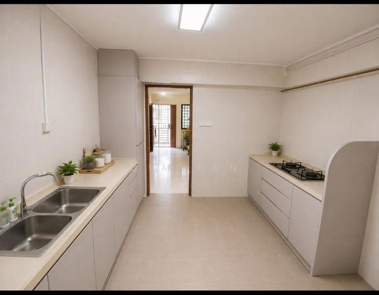 547 Serangoon North Avenue 3, 547 Serangoon North Avenue 3, Hougang / Punggol / Sengkang, 3 Bedrooms, 1,076 sqft, HDB Flat For Sale, by Qim Tan, 500249277 - Kitchen - PropertyGuru.com.sg