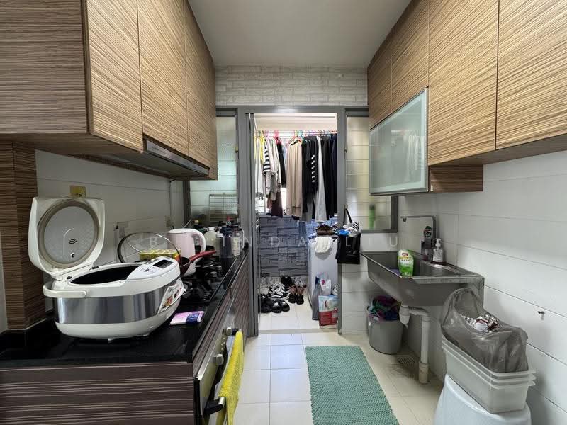 476A Upper Serangoon View, 476A Upper Serangoon View, Hougang / Punggol / Sengkang, 2 Bedrooms, 721 sqft, HDB Flat For Sale, by Belinda Liu, 500249282 - Kitchen - PropertyGuru.com.sg
