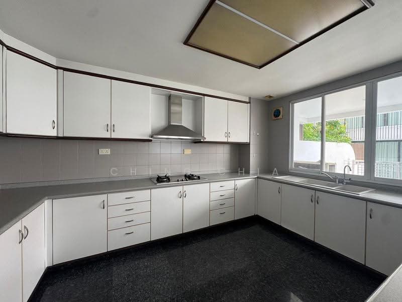 Sennett Avenue, Bedok / Upper East Coast, 6 Bedrooms, 11,200 sqft, Semi-Detached House For Sale, by Ching Chia, 500249313 - Kitchen - PropertyGuru.com.sg