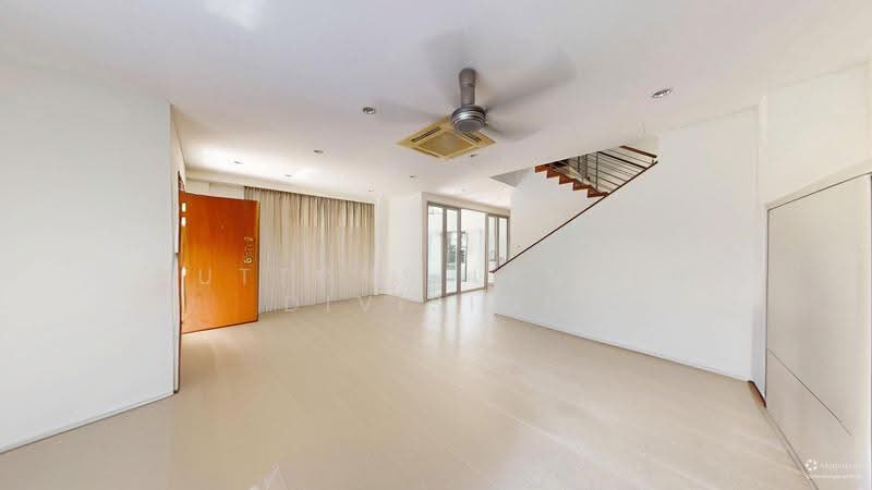 Mandarin Park Hill Top Corner Semi-D | Walk to MRT, Malls, Pei Hwa Pri School, Clementi Park / Upper Bukit Timah, 6 Bedrooms, 4,300 sqft, Semi-Detached House For Sale, by SINDRIC GOH, 500249317 - Living Room - PropertyGuru.com.sg