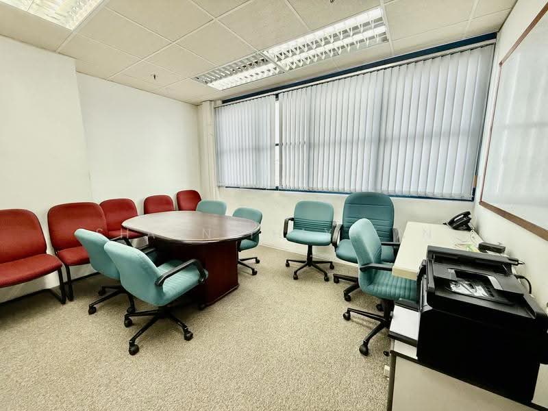 Ubi Techpark, 10 Ubi Crescent, Eunos / Geylang / Paya Lebar, 2,281 sqft, Light Industrial (B1) For Sale, by Shawn Thayalan, 500249329 - CommercialGuru.com.sg